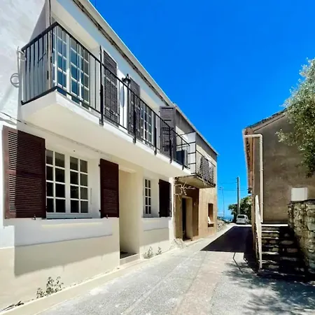 Semesterbostad Maison Entiere 6 Pers Avec A Pied Cap Corse