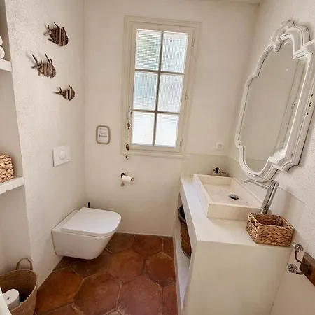 Semesterbostad Maison Entiere 6 Pers Avec A Pied Cap Corse
